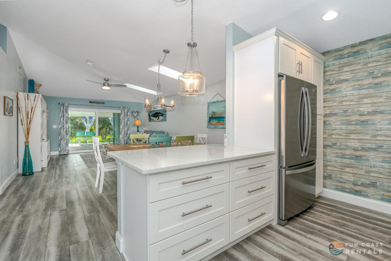 Dog Friendly Home Wprivate Fenced Yard, Garage & Fire Pit Steps To The Beach! New Smyrna Beach Ngoại thất bức ảnh
